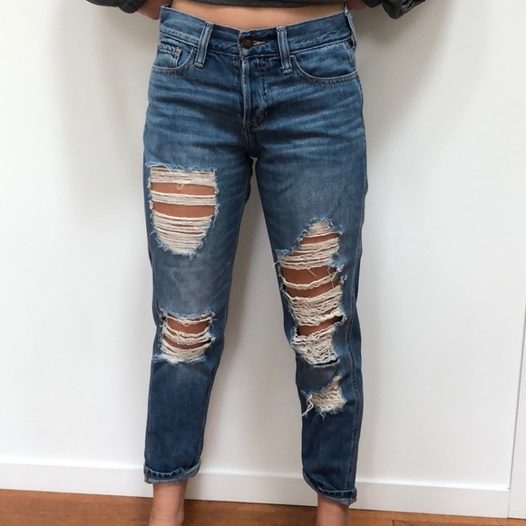 Hollister Denim - Distressed Boyfriend Jeans